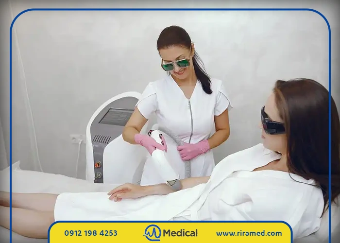 آماده‌سازی مناسب قبل از لیزر: چگونه باید از اصلاح موها و استفاده از محصولات مراقبتی پوستی قبل از درمان با لیزر پرهیز کرد؟